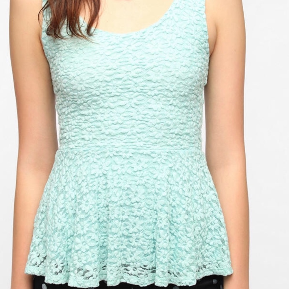 Urban Outfitters | daisy lace peplum top